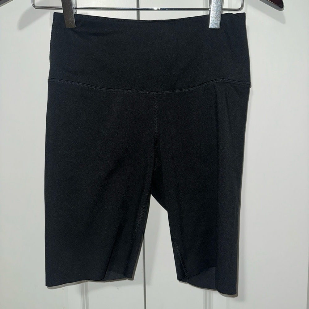 Yogalicious Lux Lightweight Soft Cut-off Biker Shorts S